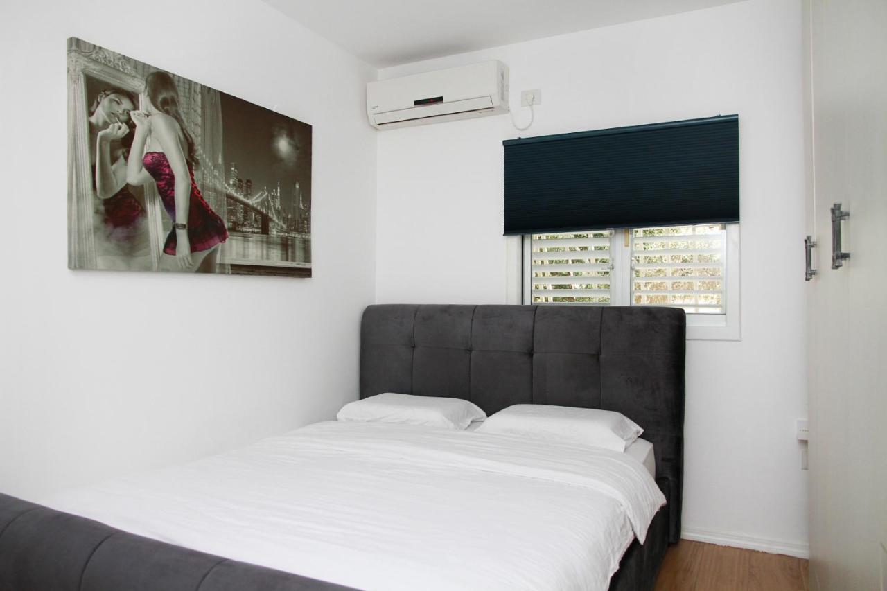 Apartments4You Betti バト・ヤム エクステリア 写真